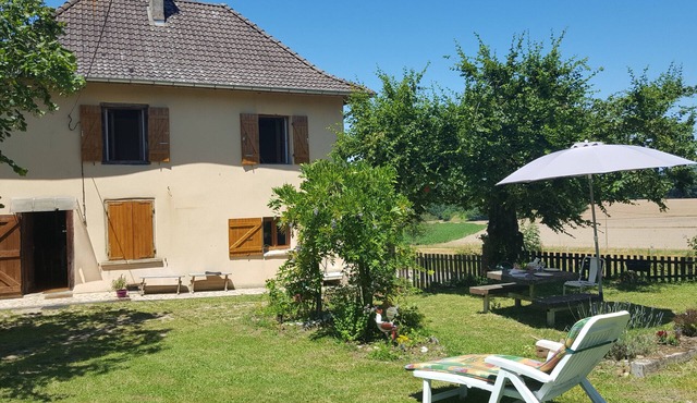 Vacation Home "Gite 8p Ouest Isere-Savoie" with Mountain View, Private Terrace & Wi-Fi