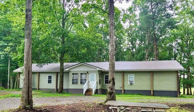 Vacation guest house in Muddy Pond near Cookeville and Crossville