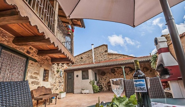 Vacation Home "Jumaca" with Mountain View, Private Terrace & Wi-Fi
