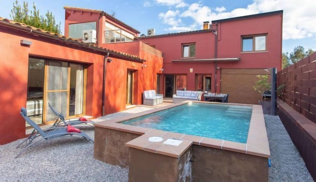Vacation home Fonteta in La Bisbal D'Emporda - 12 persons, 7 bedrooms