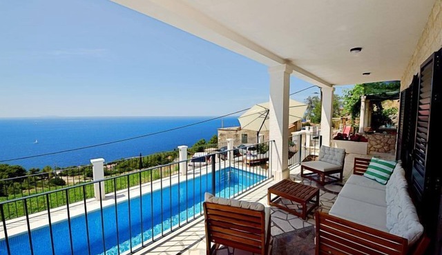 Vacation home Cicak by Interhome