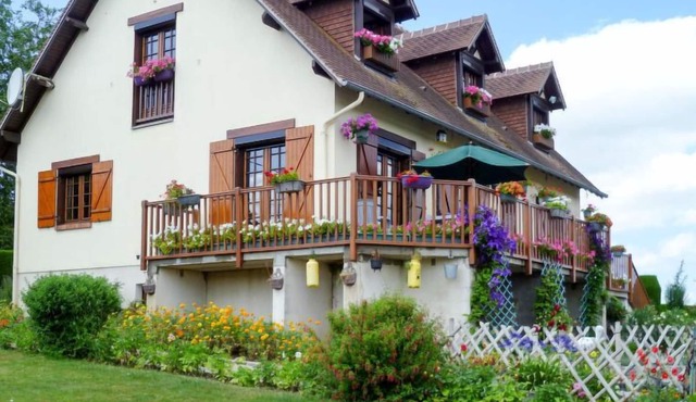 Vacation home La Renaissance (NEB400) in Neufchâtel-en-Bray - 8 persons, 4 bedrooms