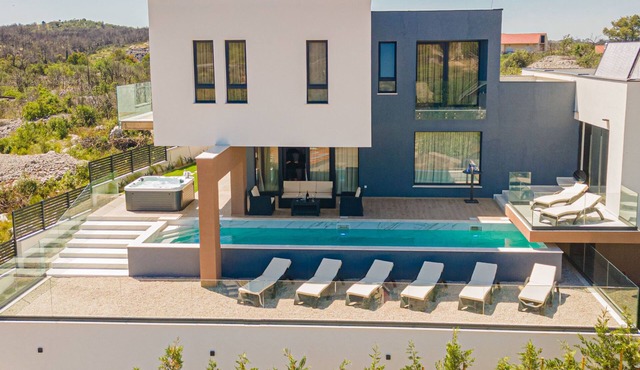 Vacation home Šimun by Interhome