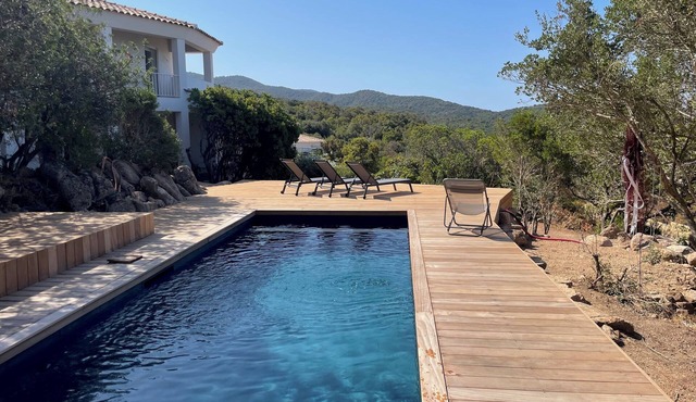 Vacation home 6p, with swimming pool and sea view of the Sanguinaires Islands