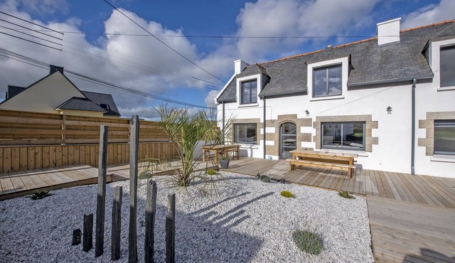 Vacation home a few steps from the beach: A la maison de Goulannou