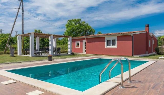 Vacation home Alma by Interhome