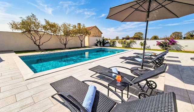 Vacation home Anić by Interhome