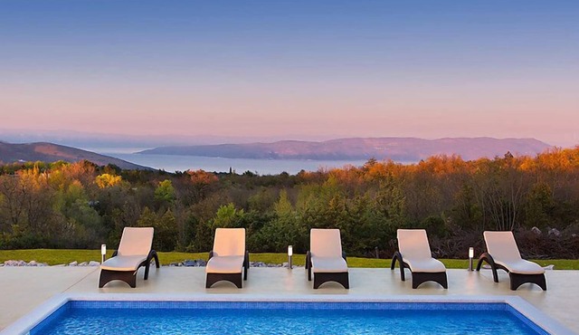 Vacation home Bura by Interhome