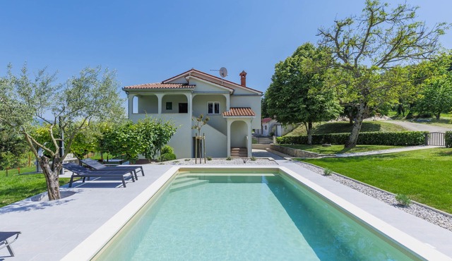 Vacation home Carlo by Interhome