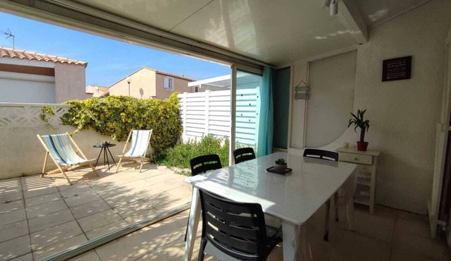 Vacation home, close to all amenities, 5 minutes from the beach! GRUISSAN