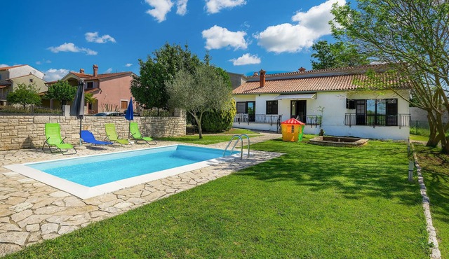 Vacation home Dora by Interhome
