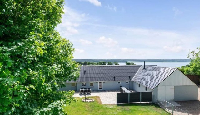 Vacation home "Ellina" - 5km from the sea in NW Jutland in Thisted - 16 persons, 4 bedrooms