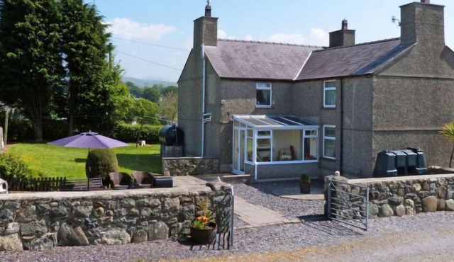 Vacation home Ffermdy'r Bont in Caernarfon - 7 persons, 4 bedrooms
