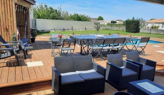 Vacation home for 16 to 22 people