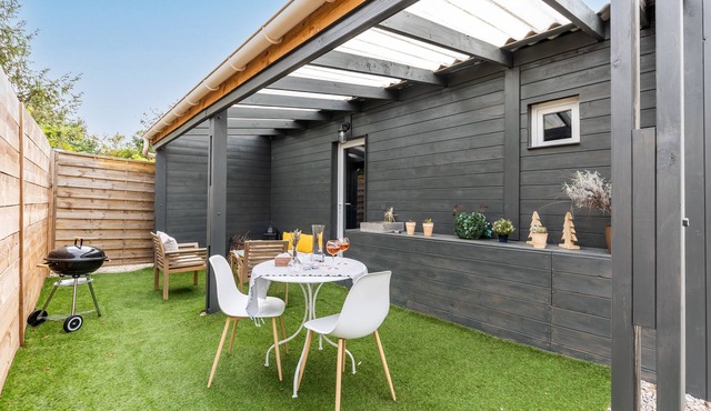 Vacation Home "Gîte bien être sauna et spa 4" with Private Sauna & Wi-Fi