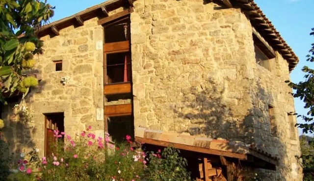 Vacation Home "Gîte De Chapelèche Châtaigniers 7 P" with Private Terrace & Wi-Fi
