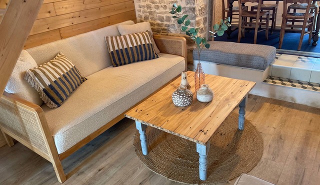 Vacation Home "Gîte La Muscardine Avec Spa" with Private Terrace & Wi-Fi