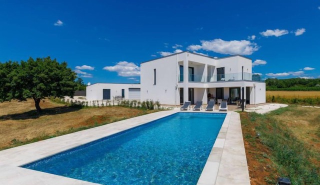 Vacation home Julia by Interhome