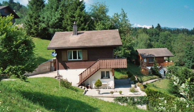 Vacation home in a quiet and sunny location