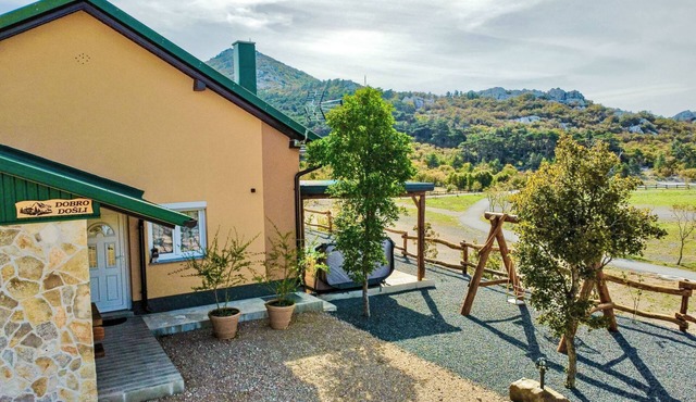 Vacation home Iva by Interhome