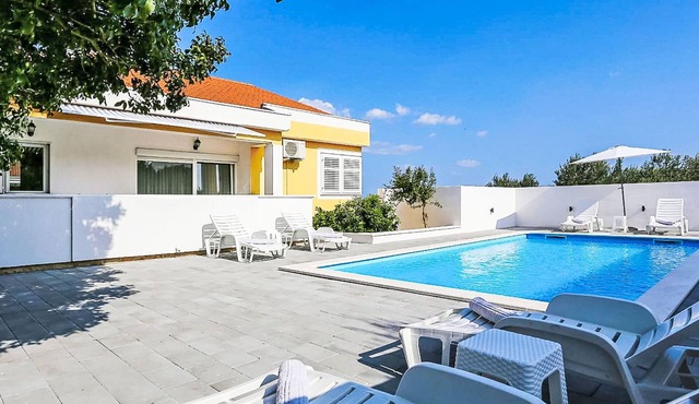Vacation home Karlo by Interhome