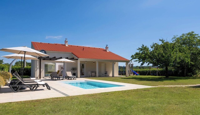 Vacation home Lapis by Interhome
