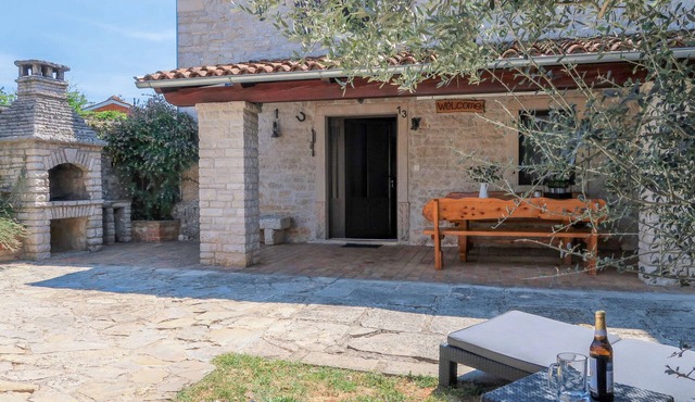 Vacation home Lara by Interhome