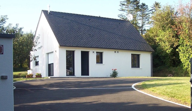 Vacation home, large garden, quiet, near Pointe du Raz and Audierne