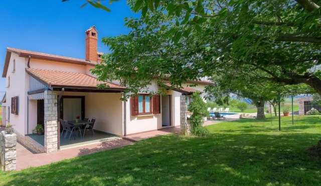 Vacation home Licia by Interhome
