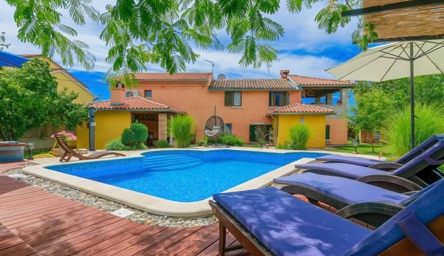 Vacation home Loreta by Interhome