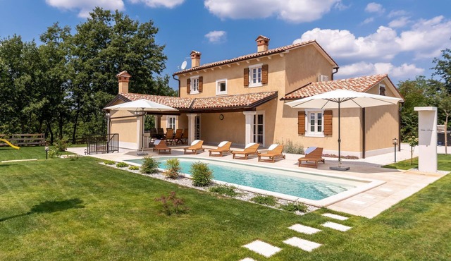 Vacation home Lucija by Interhome