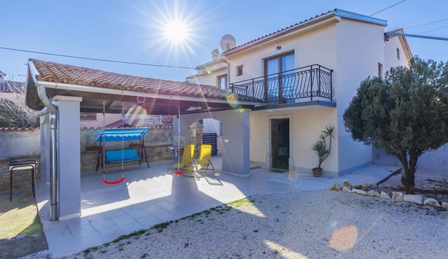 Vacation home Mauro by Interhome
