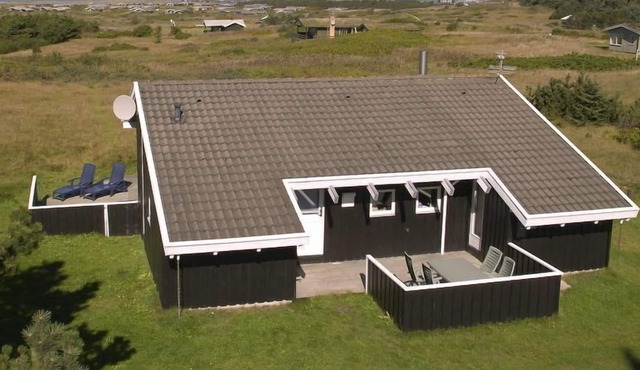 Vacation home "Merete" - 900m from the sea in NW Jutland in Hjørring - 6 persons, 3 bedrooms