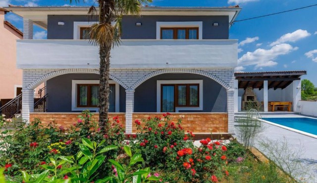 Vacation home Mia by Interhome