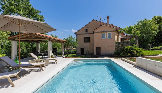 Vacation home Nino by Interhome