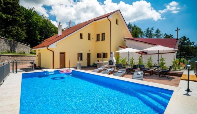 Vacation home Oltari by Interhome