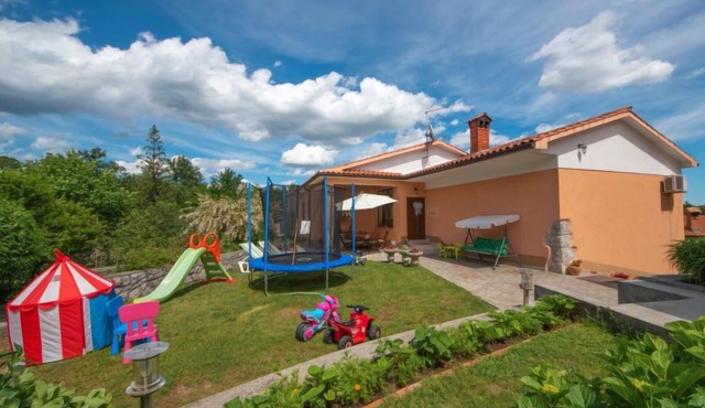 Vacation home Pepe by Interhome