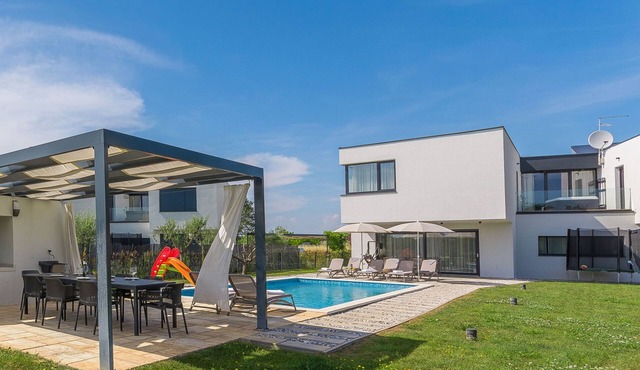 Vacation home Paolo by Interhome