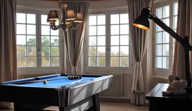 Vacation Home "Propriete Lacastelle 6 Personnes" with Pool, Terraces & Wi-Fi