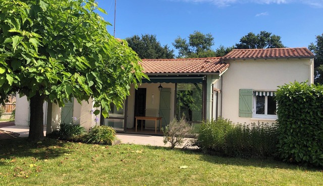 Vacation home. Spacious and pleasant for family vacations. Conveniently located.