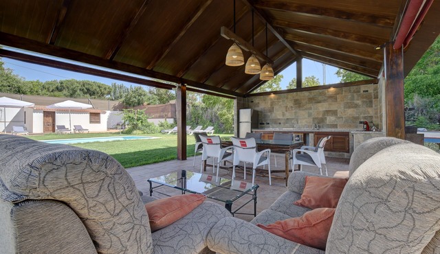 Vacation Home Villa Carmen with Mountain View
