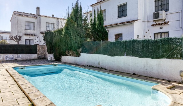 Vacation Home "Villa La Flor" with Shared Pool & Wi-Fi