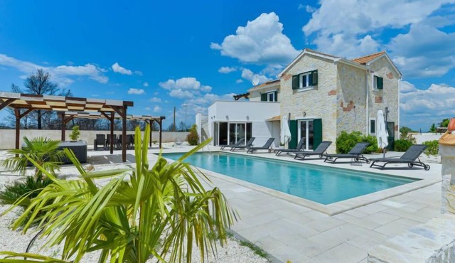 Vacation home Violet by Interhome