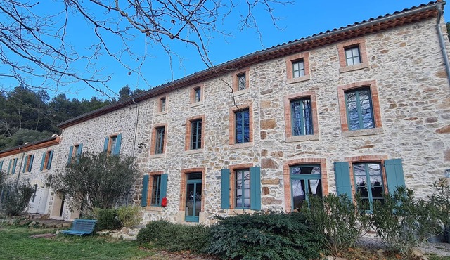 Vacation home with 40 meter long pool, Languedoc (Aurore)