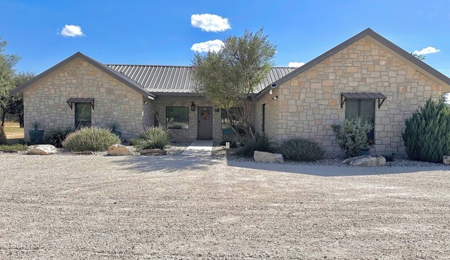 Vacation home with great amenities!