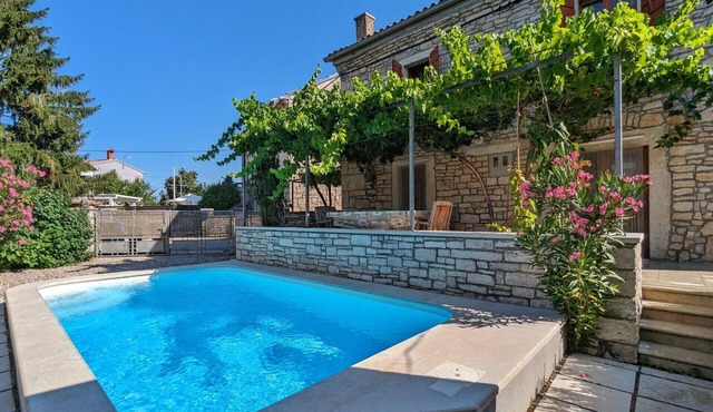 Vacation home with pool and beautiful terrace