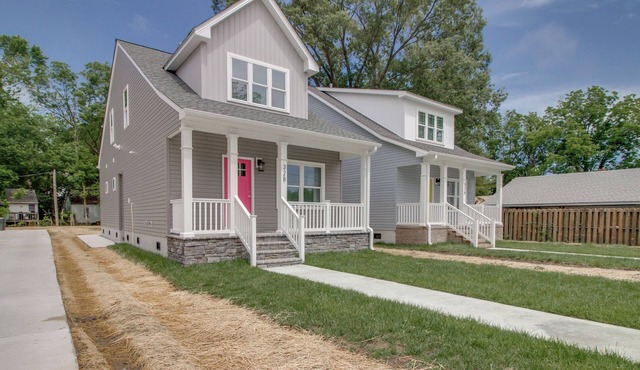 Vacation Homes at Buckroe Beach! Sleeps 10 2