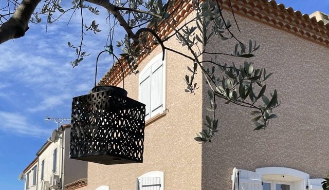 Vacation house private beautiful near Narbonne, Mediterranean Sea, Canal du Midi, e-charging station