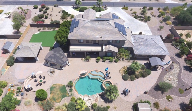Vacation Oasis- Near Sports Complexes & Amenities