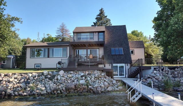 Vacation on one of Alexandria's Beautiful Chain of Lakes - License #1816